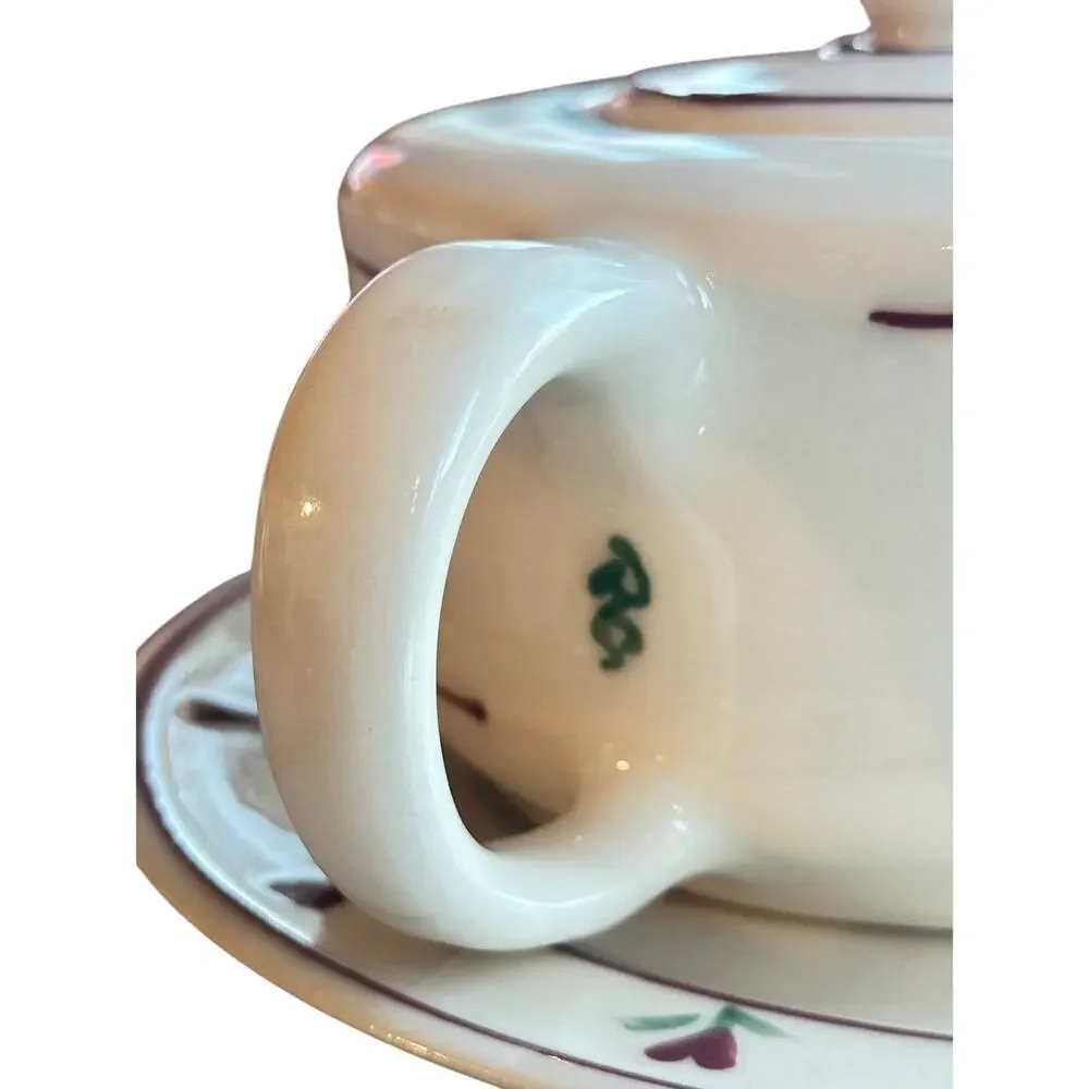 Hartstone brand pottery